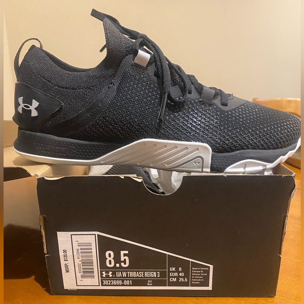 UnderArmour Tribase Reign 3